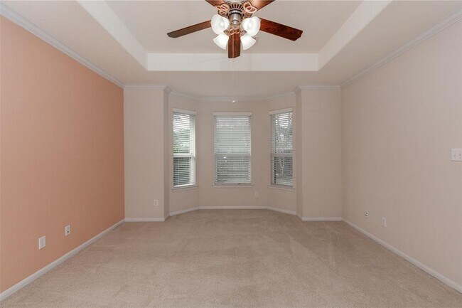 Building Photo - 314 Trillium Dr