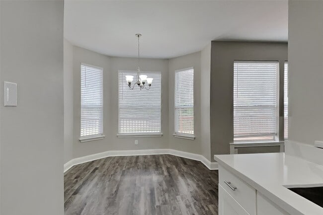 Building Photo - 6611 Emerald Ash Ct