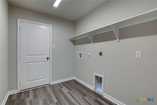 Building Photo - 1122 Lilac Ledge Dr