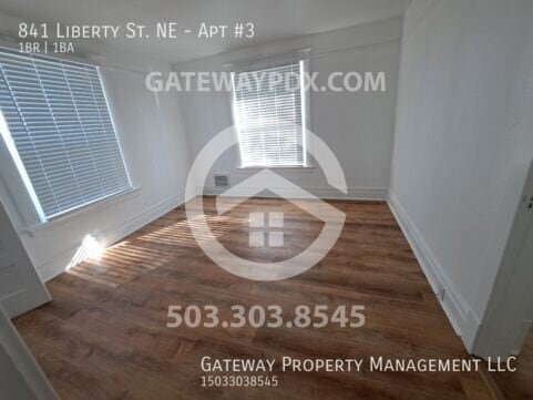 Building Photo - 841 Liberty St NE