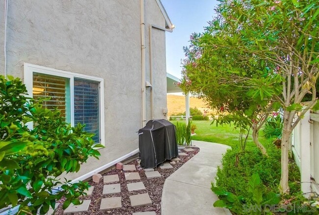 Building Photo - 9044 Capcano Rd