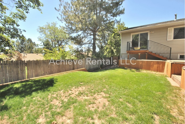 Building Photo - 106 River Heights Blvd