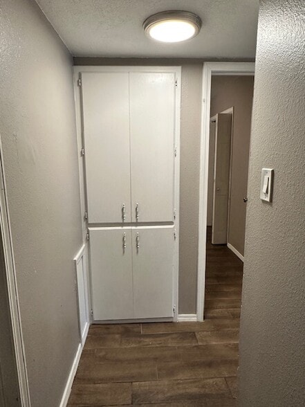 Building Photo - 6705 SW Beta Ave