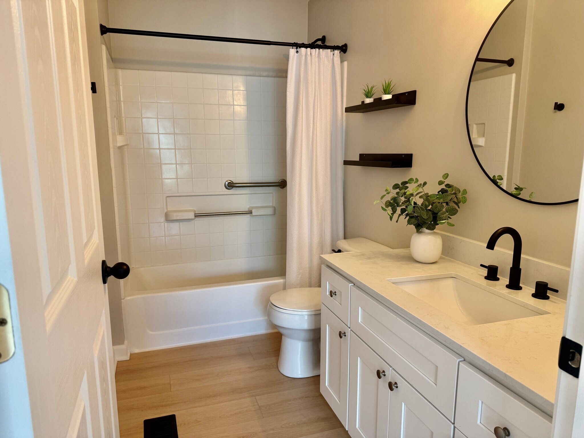 Building Photo - 39849 N Harbor Ridge Dr