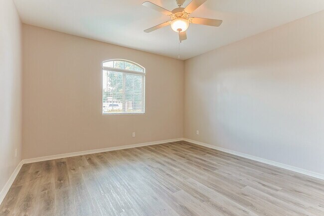 Building Photo - 20364 E Carriage Wy