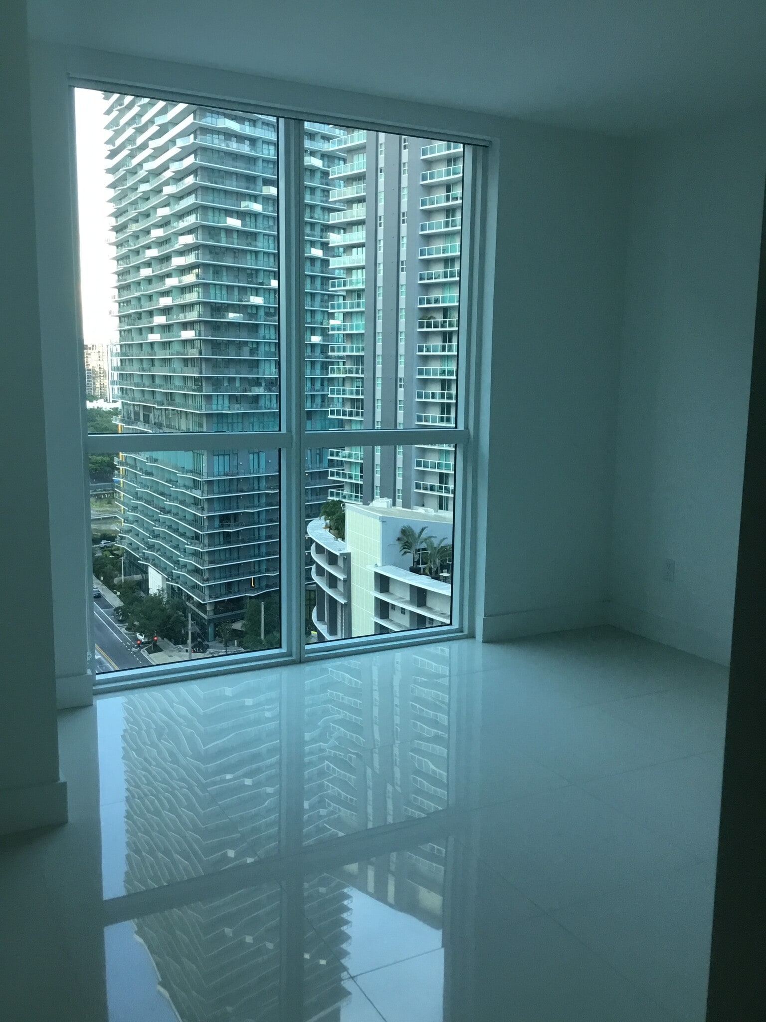 Building Photo - 1080 Brickell Ave