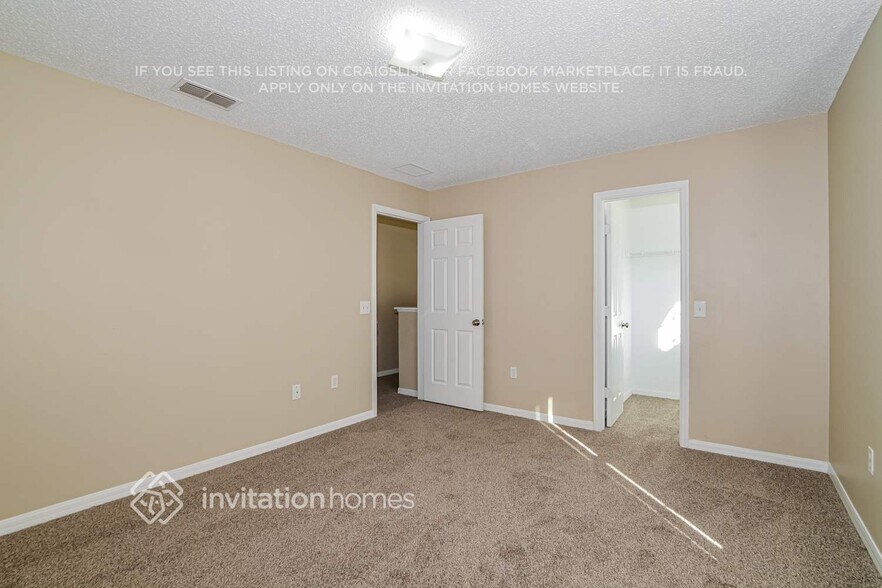 Building Photo - 654 Bluebill Ct