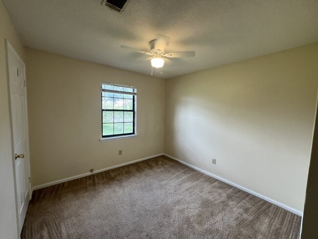 Building Photo - Home for Rent