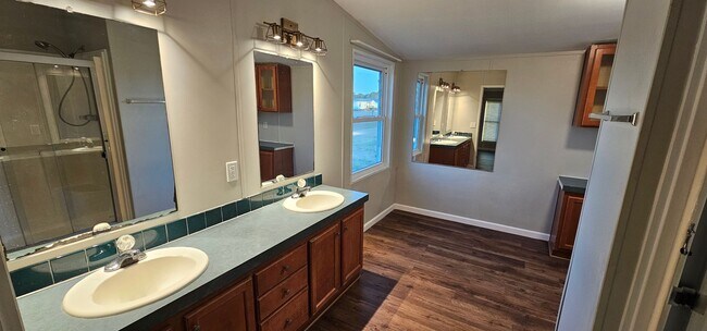 Building Photo - Spacious 3-bedroom, 2-bathroom mobile home. Showings Coming Soon!