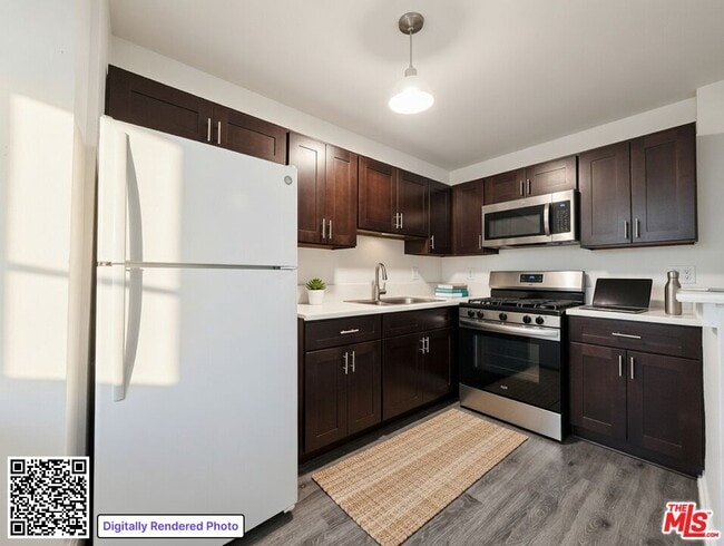 Building Photo - 1208 W Adams Blvd