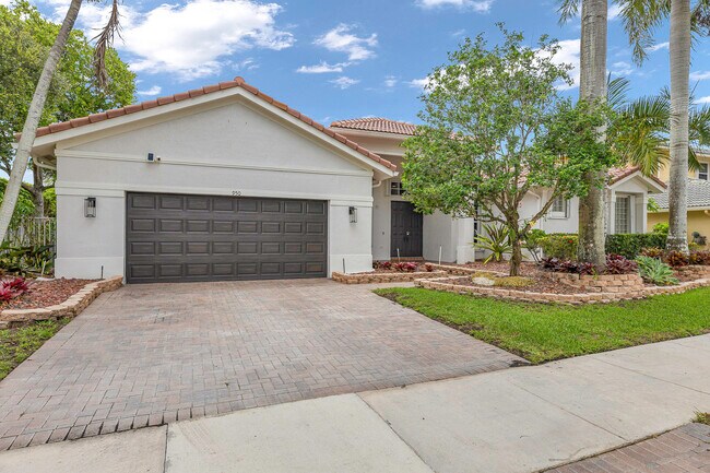 Building Photo - 950 Marina Dr