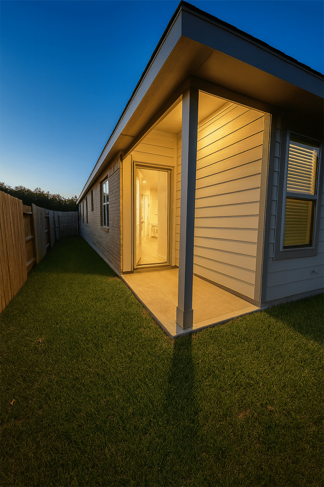 Building Photo - 1739 Sahara Dr