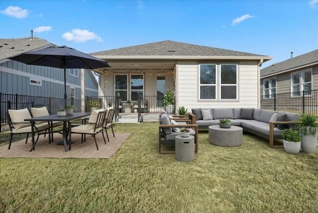 Building Photo - 813 Saratoga Ln