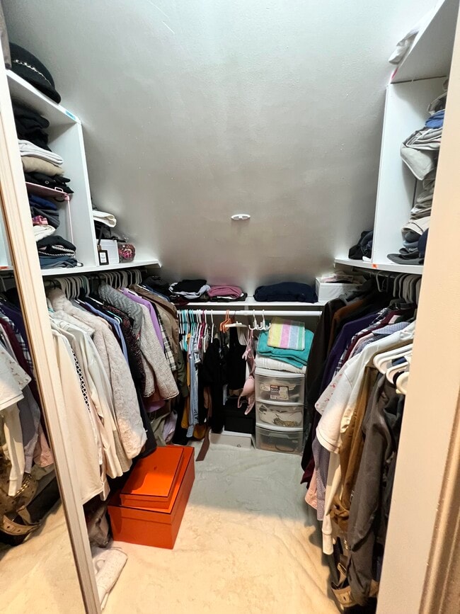 Building Photo - 45 Lincoln St