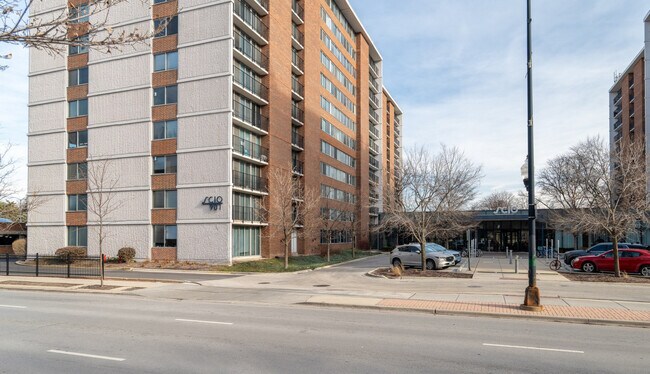 Building Photo - 901 S Ashland Ave