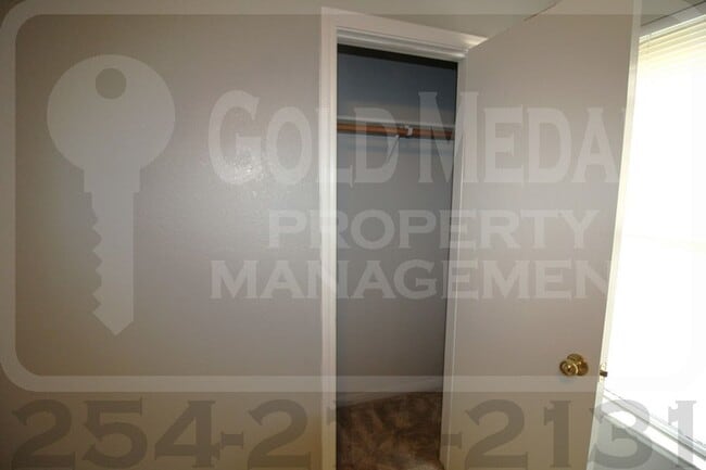 Building Photo - 1408 Pima Trail