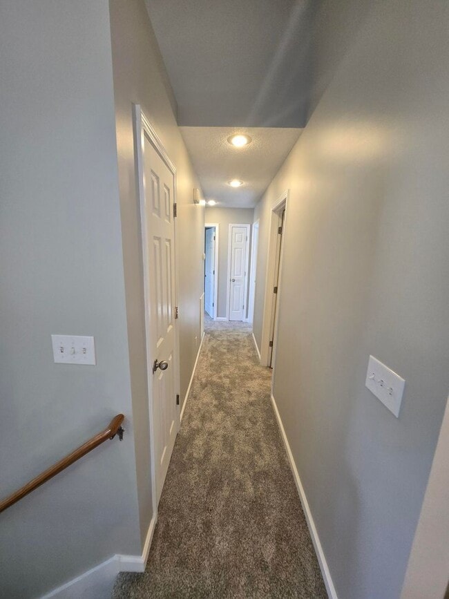 Building Photo - Charming 3 Bedroom Home in Historic Jonesb...