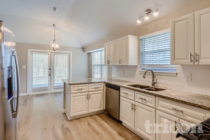 Building Photo - 56 Park Timbers Dr