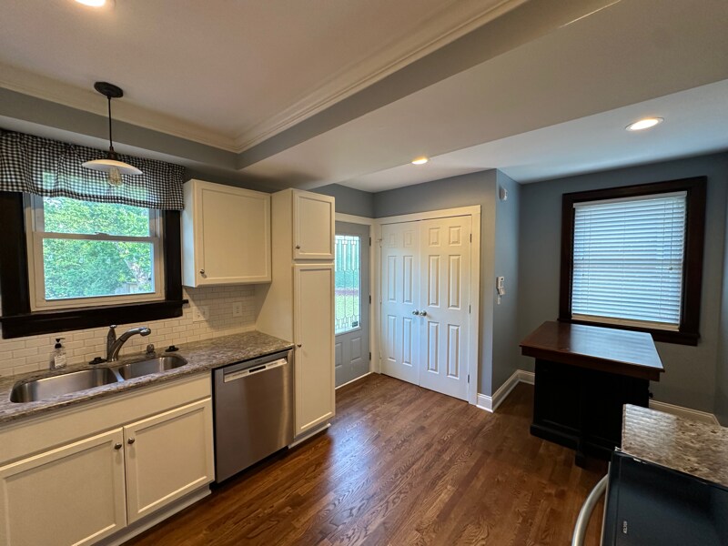 Building Photo - 2908 Murray Cir