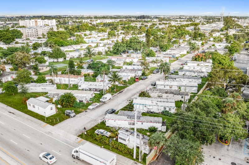 Building Photo - 4732 SW 46th Ln