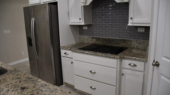 Building Photo - 97389 Harbor Concourse Cir