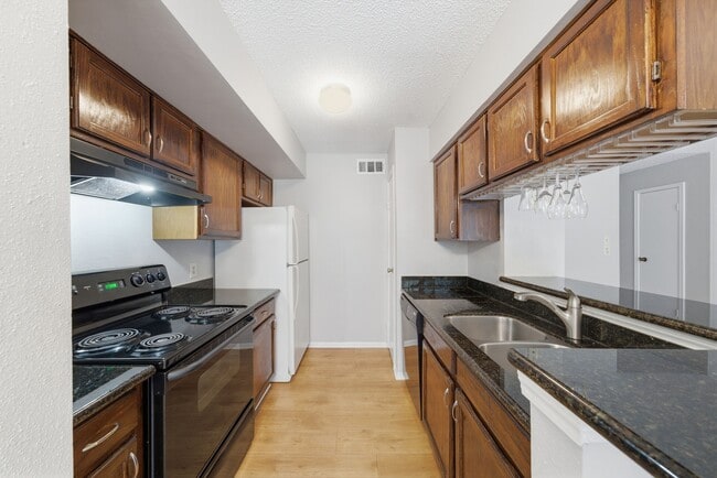 Building Photo - 2120 El Paseo St