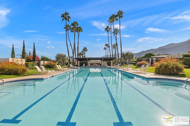 Building Photo - 427 N Calle Rolph