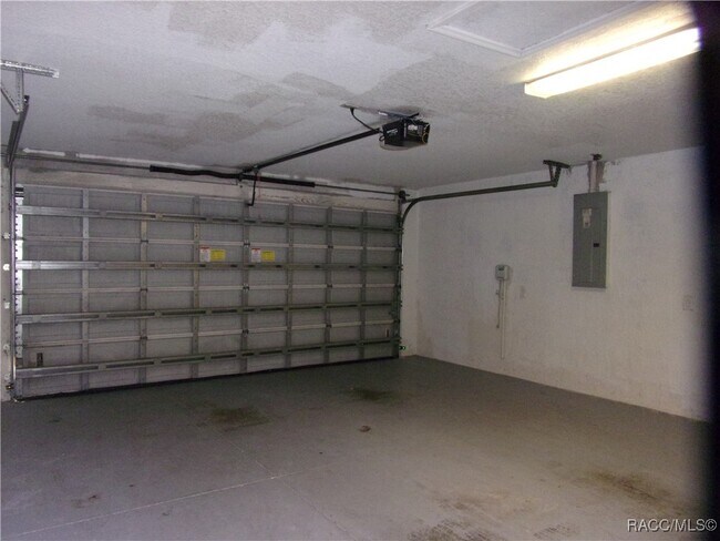 Building Photo - 137 N Independence Hwy