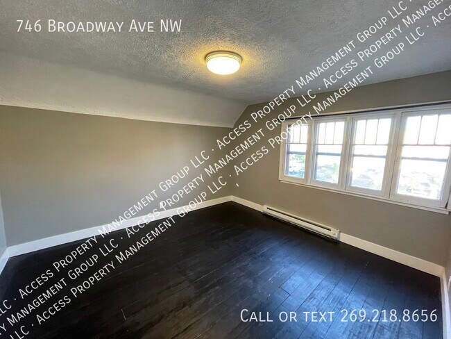 Building Photo - 746 Broadway Ave NW