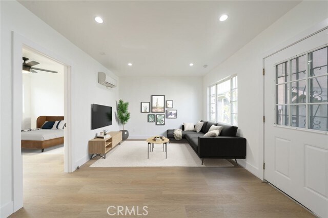 Building Photo - 4709 N Figueroa St