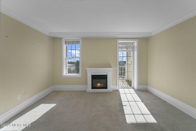 Building Photo - 700 Ocean Ave N