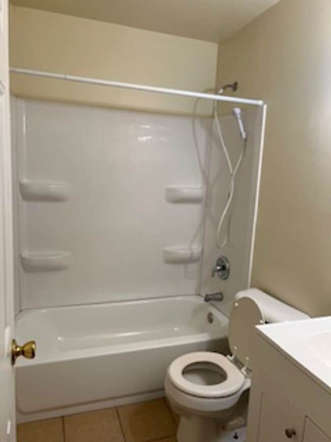 Building Photo - 3 BR in Chesterfield