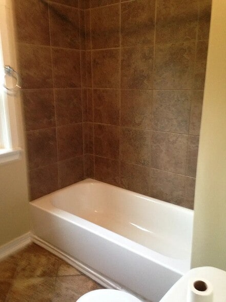 Building Photo - 51 Grand St