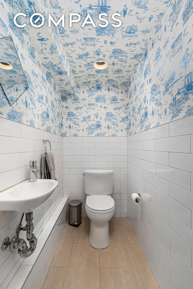 Building Photo - 79 2nd Pl