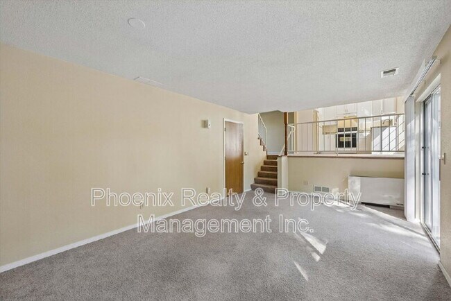 Building Photo - 214 S Tyler Ave