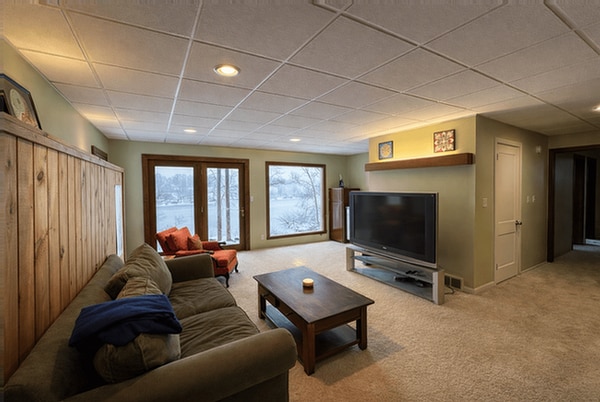 Building Photo - 2470 Crooked Lake Rd