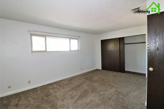 Building Photo - 915 West St