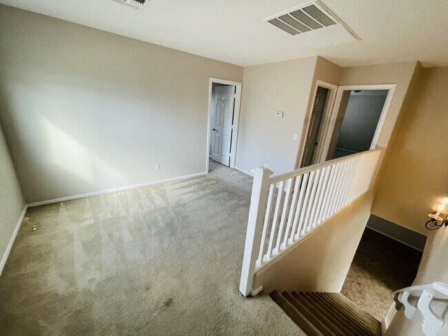 Building Photo - 45811 W Amsterdam Rd