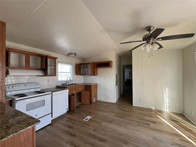 Building Photo - 8514 Co Rd 623
