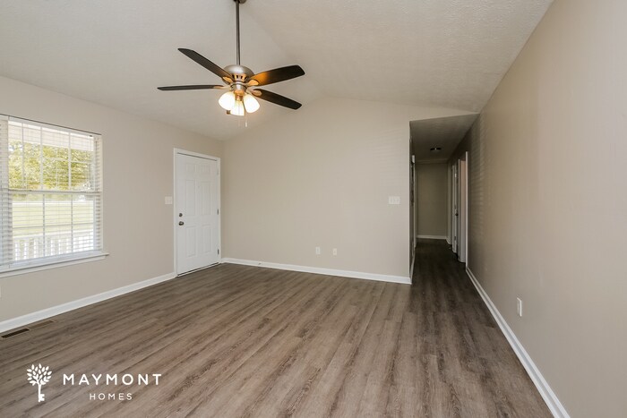 Building Photo - 3652 Reynolds Rd