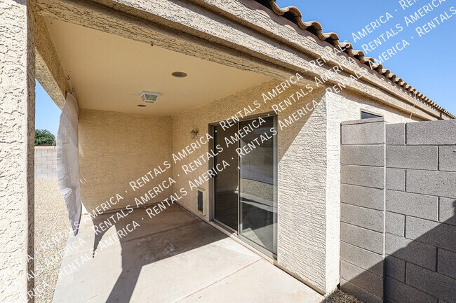 Building Photo - 13009 W Redfield Rd