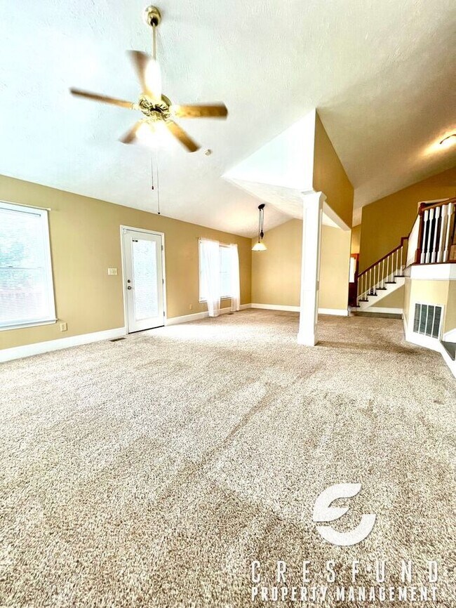 Building Photo - Waterview 3BR 2Bath Off Ramsey Street