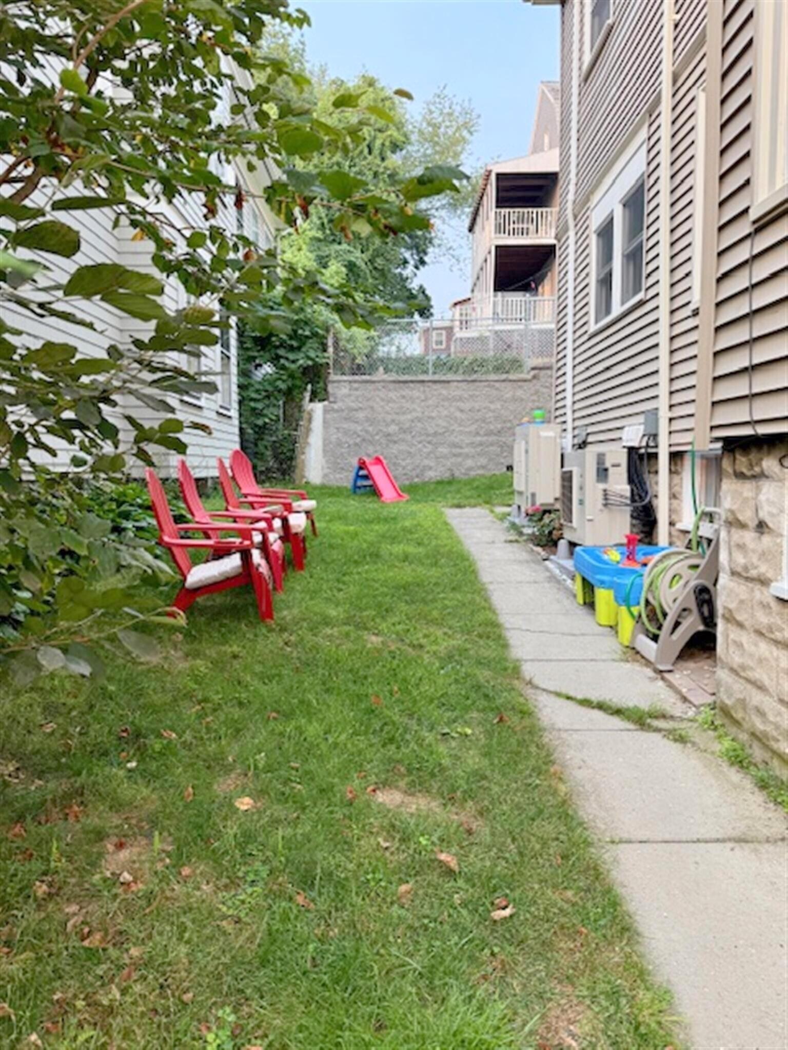 Building Photo - 76 Powder House Blvd