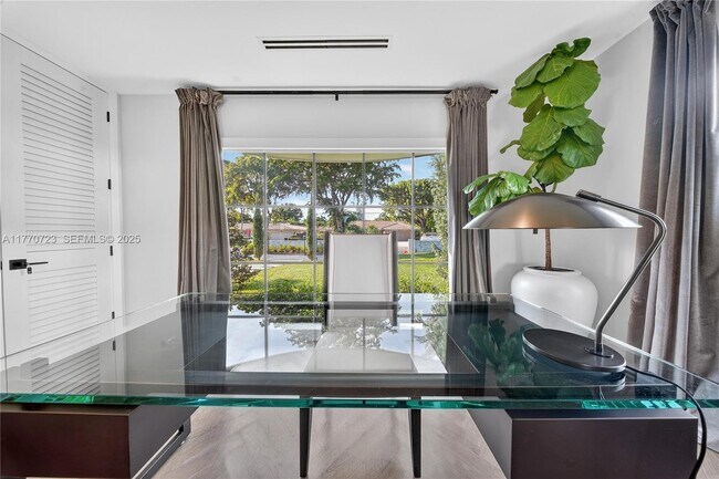 Building Photo - 4312 NE 22nd Ave