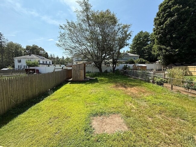 Building Photo - 4068 Hill St