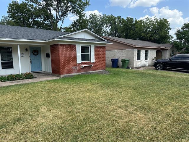 Building Photo - 3018 Gardenia Dr