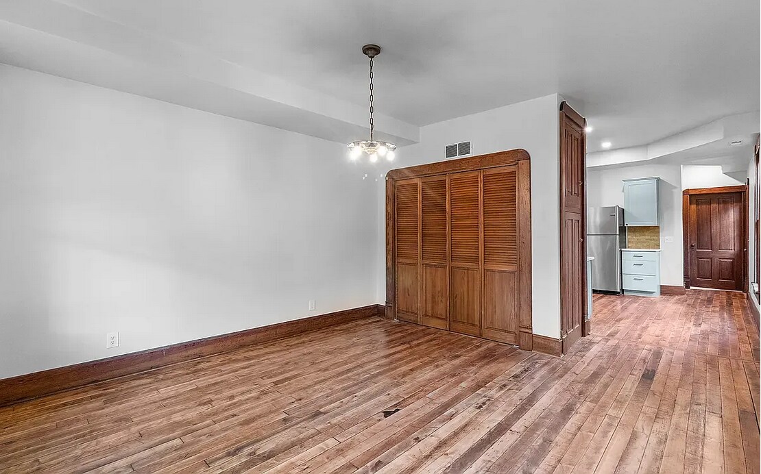 Building Photo - 616 N Highland Ave