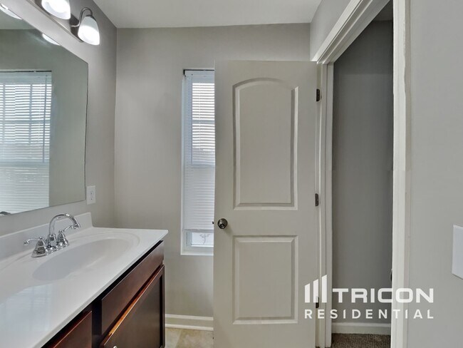 Building Photo - 4921 Bridgton Pl Dr