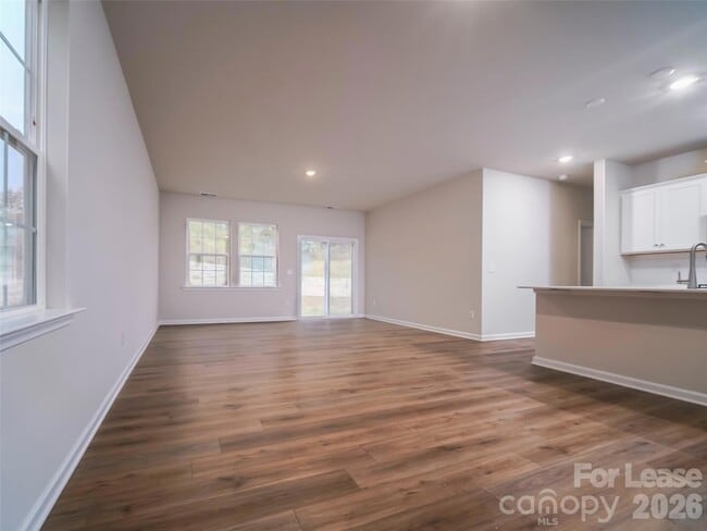 Building Photo - 1616 Swallow Tail Dr