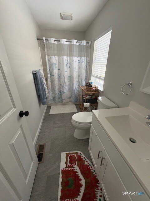 Building Photo - 77 Lyme St